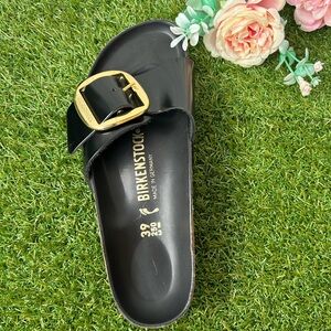 Birkenstock Black Sandals with Gold Buckle SINGLE LEFT ONLY Sz 39 US 8-8.5